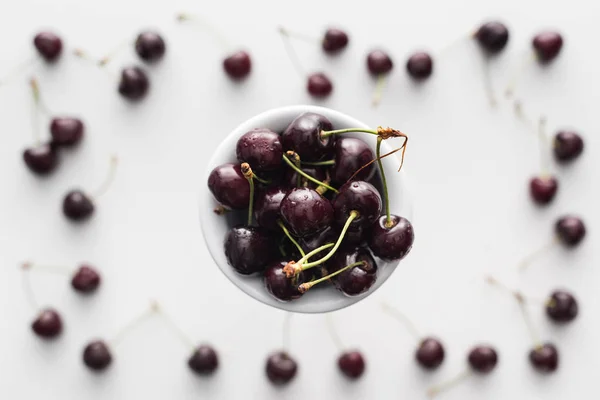Top View Sweet Fresh Cherries Covered Water Drops Bowl — Stock Photo, Image
