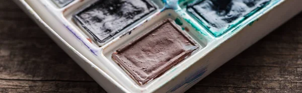 Close View Watercolor Dirty Paint Palette Panoramic Shot — Stock Photo, Image