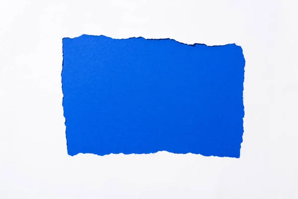 Warna Biru Listrik Latar Belakang Dalam Lubang Kertas Putih Robek — Stok Foto