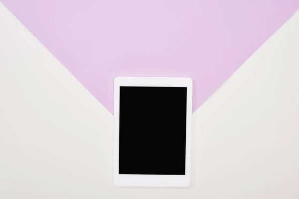 Top View Digital Tablet Blank Screen Violet White Background — Stock Photo, Image