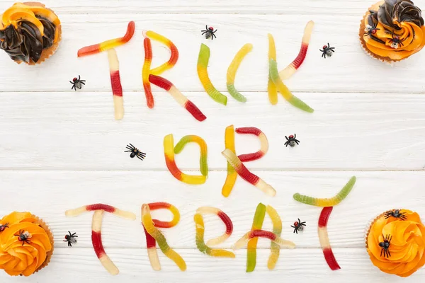 Top Uitzicht Van Trick Treat Belettering Gemaakt Van Kleurrijke Gummy — Stockfoto
