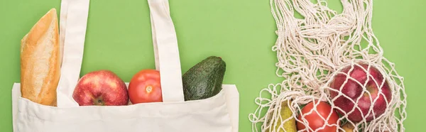 Draufsicht Auf Frisches Baguette Gemüse Und Obst Baumwolle Und Schnurbeutel — Stockfoto