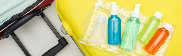 Panoramic Shot Cosmetic Bag Bottles Liquids Travel Bag — Stock Photo, Image