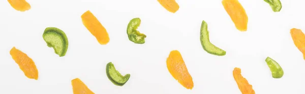 파노라마탄에 분리되어 다양하게 황갈색 과일의 꼭대기 — 스톡 사진