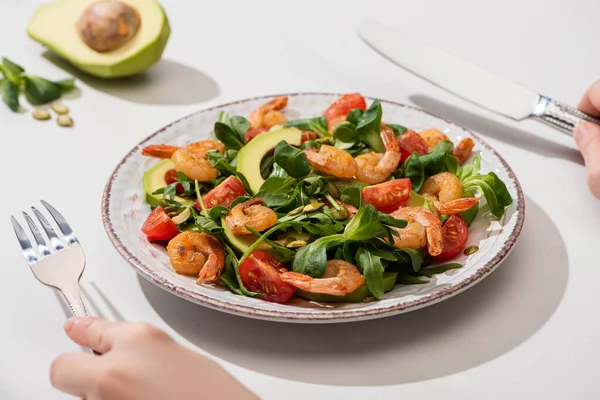 Partial View Woman Eating Fresh Green Salad Cherry Tomatoes Shrimps — Stock Photo, Image