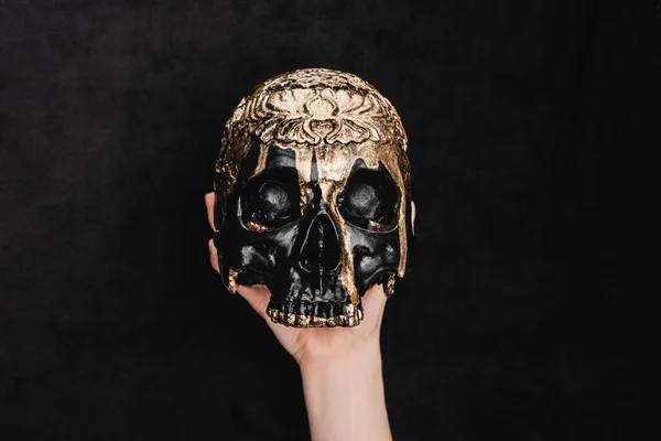 Cropped View Witch Holding Voodoo Skull Black — Stock Photo, Image