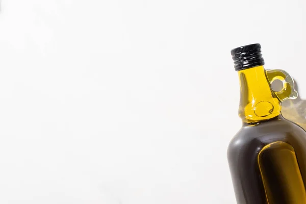 Вид Оливкового Масла Бутылке Белом Фоне — стоковое фото