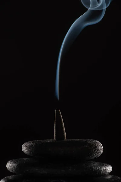 Burning Incense Cone Smoke Stones Black Background — Stock Photo, Image