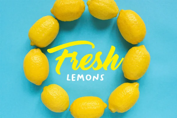 Верхний Вид Спелых Желтых Лимонов Выстроенных Круглую Рамку Свежими Лимонами — стоковое фото