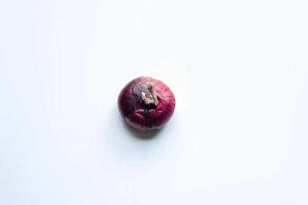 Top View Purple Whole Red Onion White Background — Stock Photo, Image