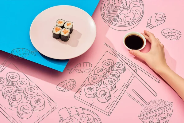 Cropped View Woman Holding Soy Sauce Fresh Maki Salmon Sushi — Stock Photo, Image