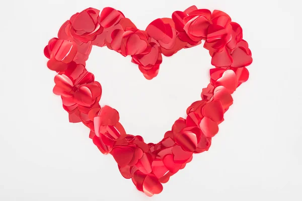 Bonito coração vermelho decorativo isolado no fundo cinza, dia dos namorados conceito — Fotografia de Stock