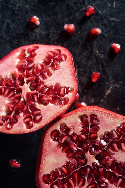 Close up shot of fresh cut garnets — Stock Photo