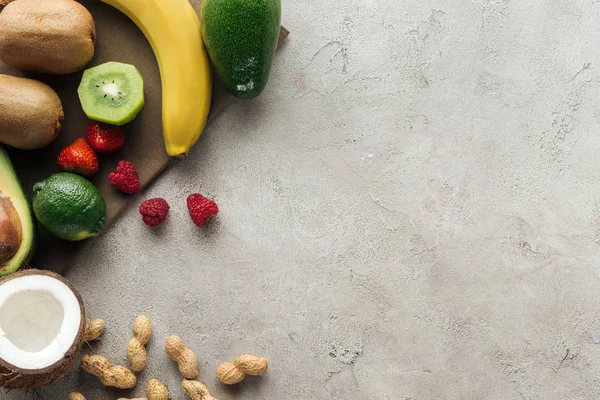 Grey background with fresh ingredients and copy space — Stock Photo