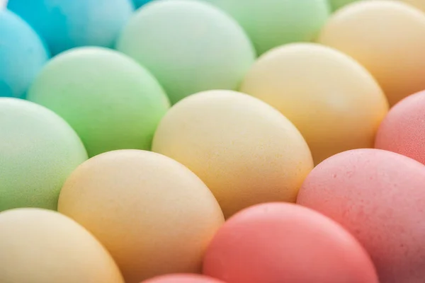 Gros plan des œufs de Pâques pastel traditionnels — Photo de stock