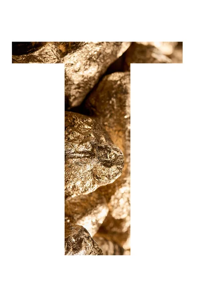 Lettre T en pierres dorées brillantes isolées sur blanc — Photo de stock
