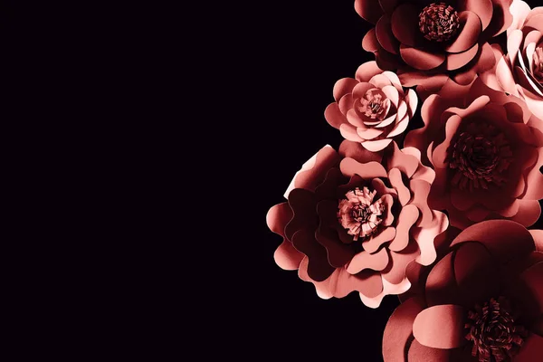 Vue du dessus des fleurs roses coupées en papier isolées sur noir avec espace de copie — Photo de stock