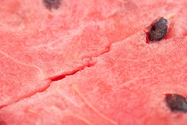 Vista de cerca de la deliciosa sandía orgánica con semillas - foto de stock