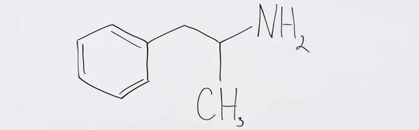 Panoramaaufnahme von Whiteboard mit chemischer Formel im Labor — Stockfoto