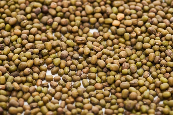 Vista superior de frijoles de maash verdes crudos - foto de stock