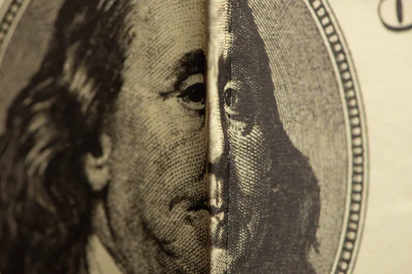 Primer plano del billete arrugado en dólares americanos - foto de stock