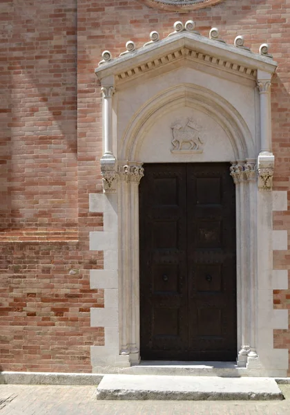 Church Portal Urbino Italy — Stock Photo, Image