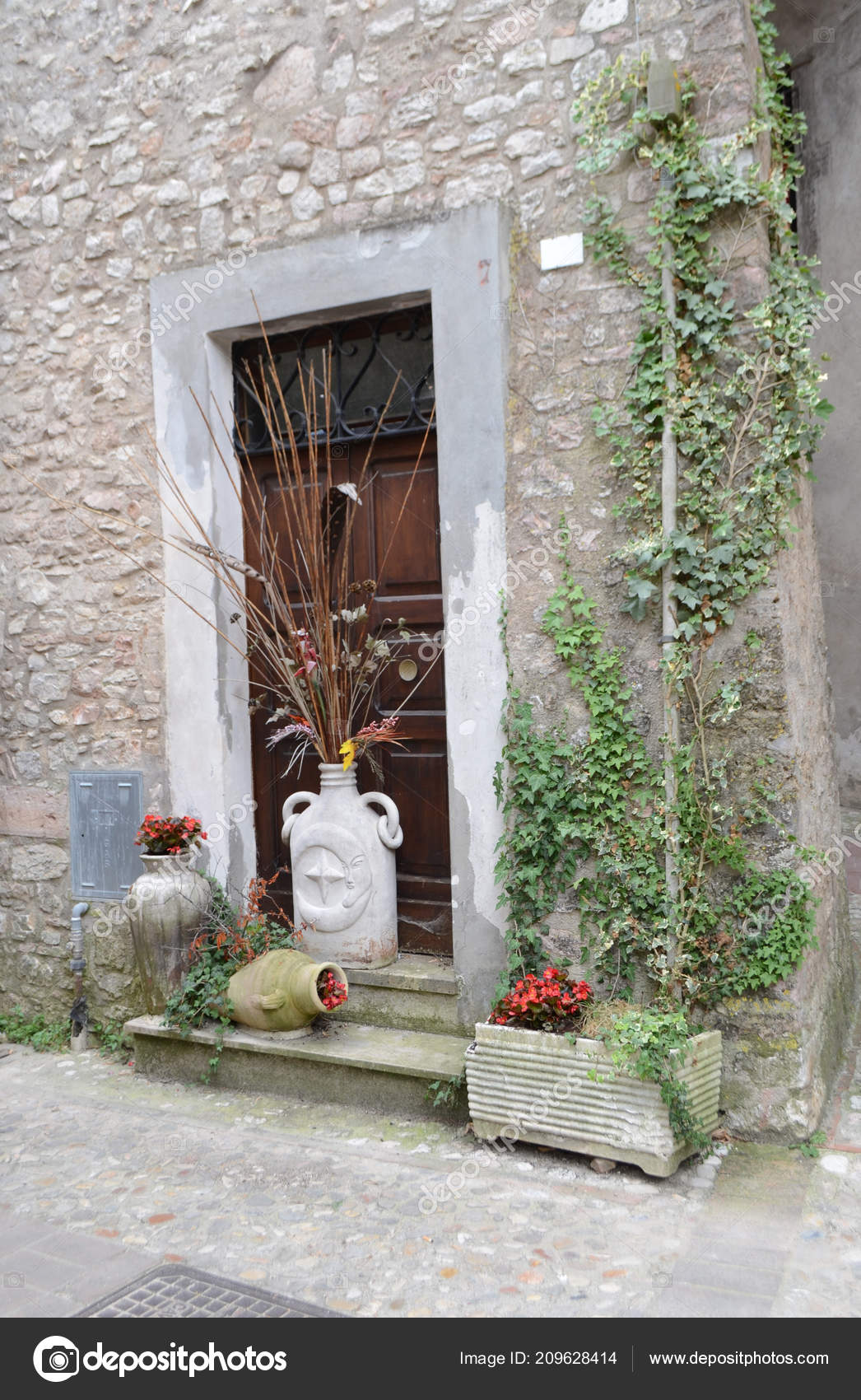 Clay Pots Front Italian Door Stock Photo D Fabri 209628414 Clay Pots Front Italian Door Stock Photo
