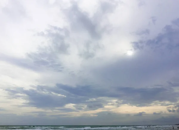 Moře Nebe Pláže Slunce Mraky — Stock fotografie