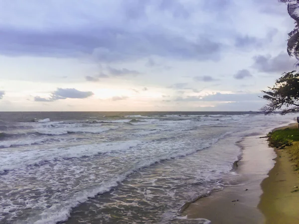 Zee Lucht Stranden Zon Wolken — Stockfoto