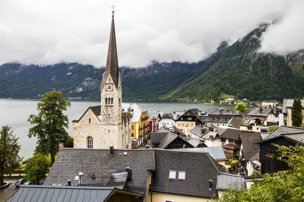 Utsikt Över Neo Gotiska Evangeliska Kyrkan Hallstatt Del Dachstein Salzkammergut — Stockfoto