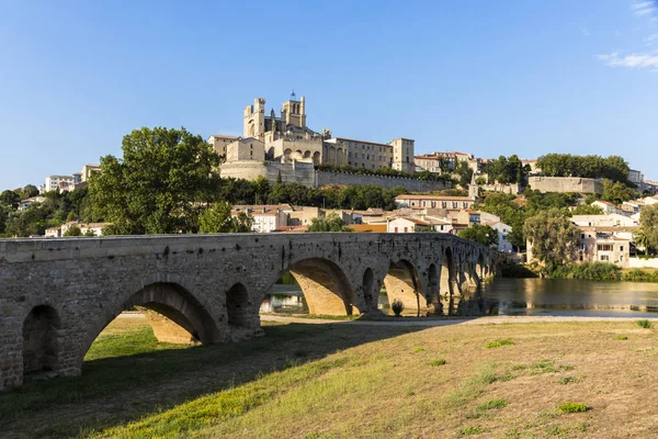 Views Sunset French City Beziers Trees Old Bridge Reflected River — Stock Photo, Image
