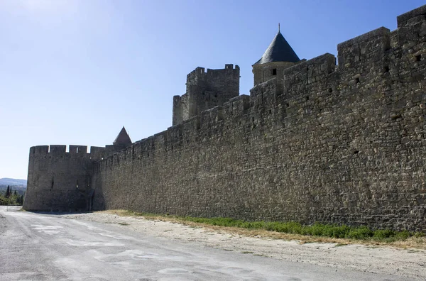 Kuleleri Carcassonne Cite Languedoc Roussillon Bölgesinde Bulunan Bir Ortaçağ Kalesi — Stok fotoğraf