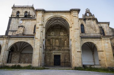 Guriezo, İspanya. Iglesia de San Vicente de la Maza, Cantabria Rioseco kasaba 16. yüzyıl kilisede