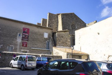 Kilise Saint Michael (kilise Saint Michel) Lagrasse, Fransa'da Gotik tarzda inşa edilmiş.