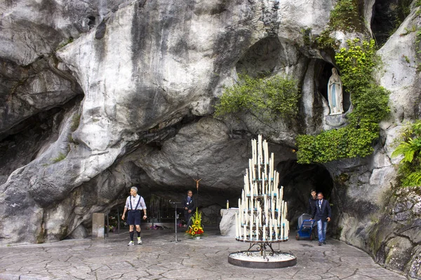 Sanktuarium Matki Bożej Lourdes Miejscem Pielgrzymek Francji Słynie Renomowanych Uzdrawiającej — Zdjęcie stockowe