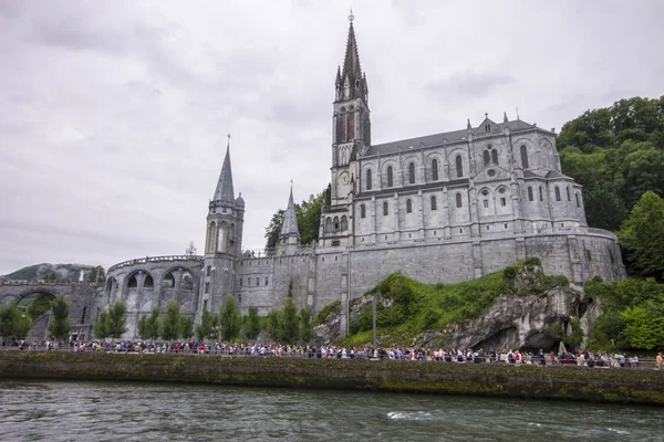 Den Helgedom Vår Fru Lourdes Destination För Pilgrimsfärd Frankrike Som — Stockfoto