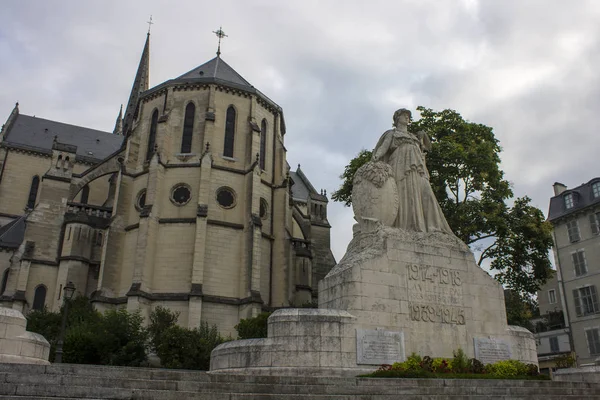Monumento Conmemorativo Segunda Guerra Mundial Pau Una Comuna Francesa Extremo — Foto de Stock