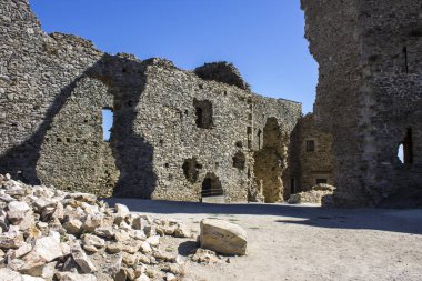 Chateau de Saissac, yıkık bir kale ve bir sözde orduKathar kale, Carcassonne, Fransa'nın Kuzey-Batı