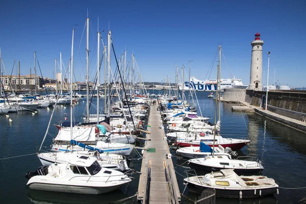 Boote Hafen Von Sete Südfrankreich Mit Dem Leuchtturm Phare Mole — Stockfoto