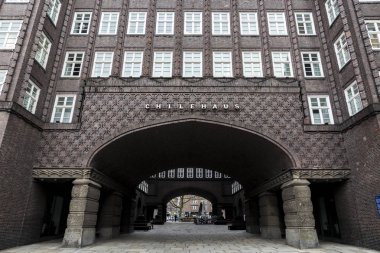 Hamburg, Almanya. Chilehaus (Şili House), 1920'lerde Alman tuğla Ekspresyonizm (Backsteinexpressionismus) tarzı mimarisinin istisnai bir örnek. 2005 yılından bu yana Dünya Mirası