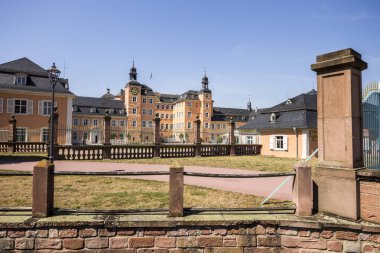 Schwetzingen, Almanya. Ana bina Schwetzingen Sarayı ve bahçeleri karmaşık (Schwetzinger Schlossgarten), Wittelsbach evi eski Köşkü