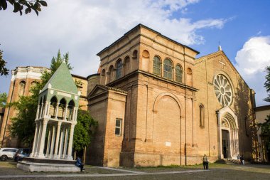 Basilica di San Domenico, Bologna, İtalya, büyük kilise ile Rolandino de Passeggeri Türbesi.