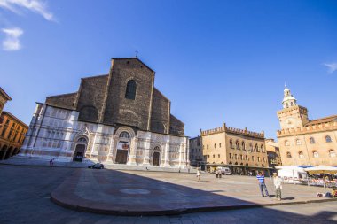 Basilica of San Piazza Maggiore hakim Petronio, Bologna, Emilia Romagna, Kuzey İtalya ' nın Ana Kilisesi. Birime göre dünyada onuncu en büyük Kilisesi