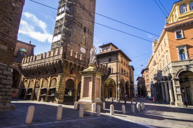 Başkenti ve en büyük Emilia-Romagna bölgesinin kuzey İtalya'nın Bologna, sokaklarında