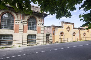 Crespi d'Adda, Lombardiya, İtalya, tarihi bir yerleşim ve Avrupa'da yerleşik 19. yüzyıl şirket şehirlerin büyük bir örnek. 1995 yılından bu yana Dünya Mirası