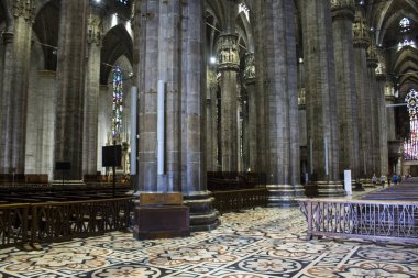 Milano Katedrali'ne, Gotik Katedrali, İtalya en büyük Kilisesi ve dünyanın beşinci büyük