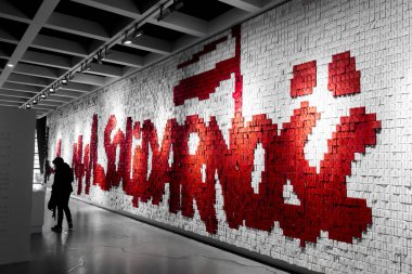Avrupa Dayanışma Merkezi içinde bir müze ve Kütüphane Gdansk, Polonya, dayanışma (Solidarnosc) öyküsü, bir Polonya sendika ve sivil direniş hareketi tahsis