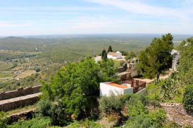 Portekizce şehir Evora Monte, Estremoz duvarlarından Alentejo alanlarının sayısı