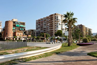 Binalar Torreon Beach deki Benicassim, bir plaj tesisi Costa del Azahar kıyılarında, Castello Eyaleti, İspanya