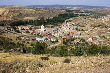 Kale Molina de Aragon, bir suru Castilla-La Mancha, İspanya daki. Çevreleyen vadiyi komuta bir tepe üzerinde yer alır ve bir dış satır duvarlar, kapılar ve kuleleri ile kurulan